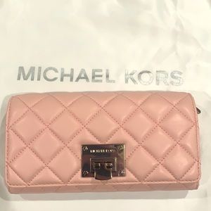 Micheal Kors wallet